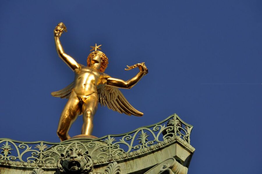Paris City Center Self-Guided Walking Tour - A self-guided Paris walk that fits real schedules