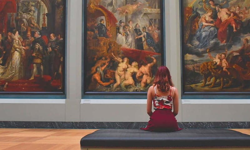 Paris: Louvre Museum Ticket with Audio guide - Walking the Louvre on Your Own Schedule (with 7 Thematic Tours)