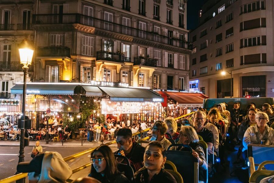 Paris: Night Bus Tour with Audioguide - Moulin Rouge to the Opera: Nightlife Lights, Then Classical Paris
