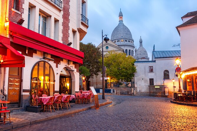 Paris Scavenger Hunt and Highlights Self-Guided Tour - Team play: couples, families, and groups actually work well here