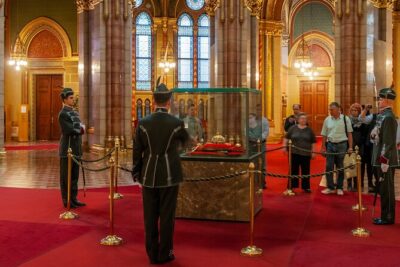 Parliament Tour in Budapest with Audio Guide - The Visitor Centre in the underground: where the tour starts