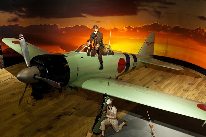 Pearl Harbor Aviation Museum Ticket with Audio Tour and Shuttle - Food, souvenirs, and comfort tips on Ford Island