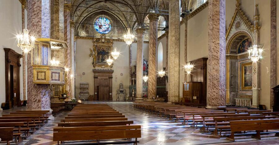 Perugia: San Lorenzo Cathedral Audioguide Tour - Price and value: $4.71 for a focused cathedral read