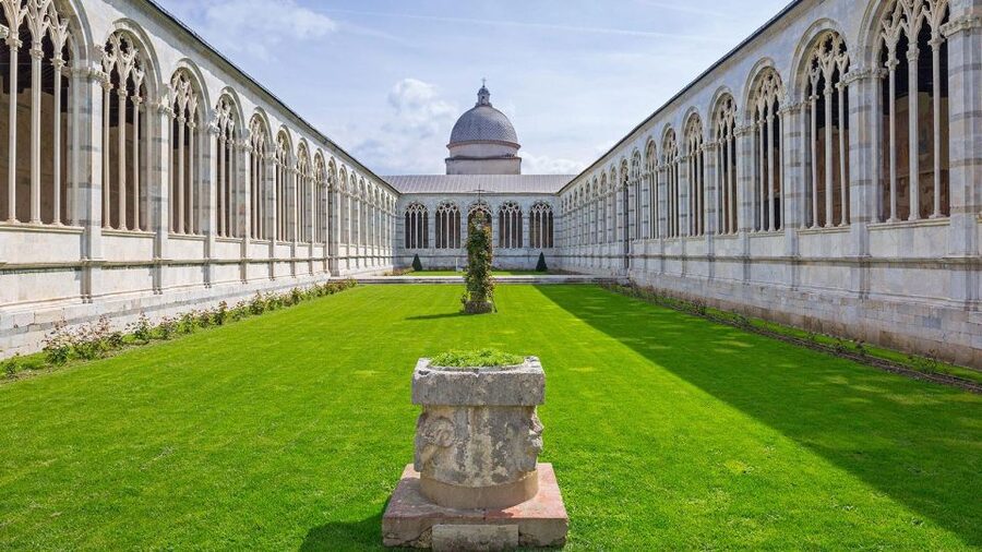 Pisa Audioguide - TravelMate app for your smartphone - Starting with Local Cuisine: A Pleasant Warm-Up