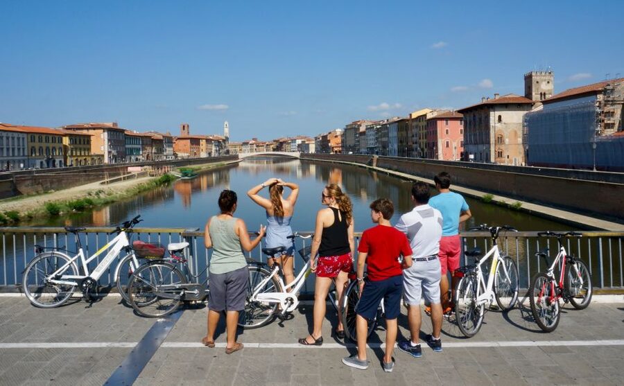 Pisa: Historic Center Tour by Bike Self-Guided - Riding the Lungarni and Arno: the views you’ll remember