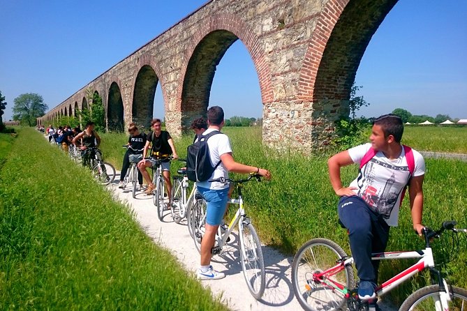Pisa Self-Guided Bike Tour: Leaning Tower & Square of Miracles - Orto e Museo Botanico di Pisa: a calm detour