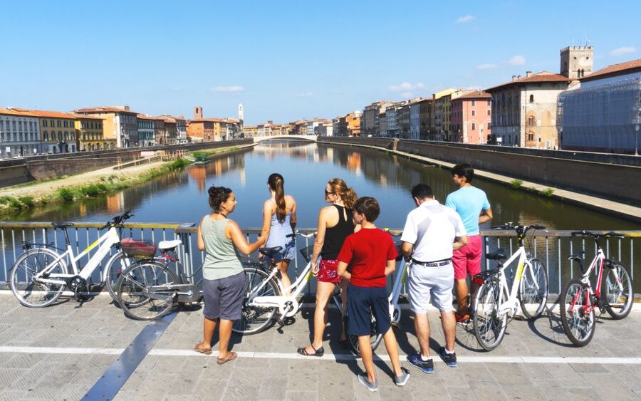 Pisa: Self-Guided Bike Tour to Lucca - Arriving in Lucca: walls, Rocca di Ripafratta, and tower views