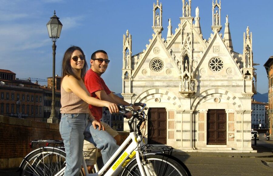 Pisa: Self-Guided Tour by E-Bike to the Tower - Starting With a Comfortable Ride Setup