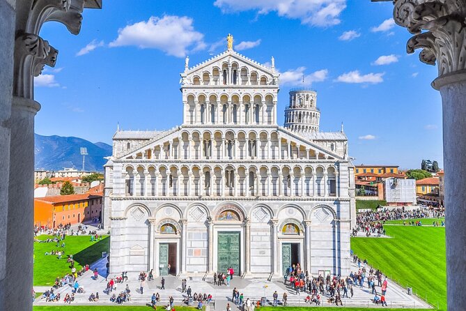 Pisa: Timed Entrance to Leaning Tower & Cathedral with AudioGuide - Entering the Leaning Tower of Pisa Without Ticket-Office Headaches