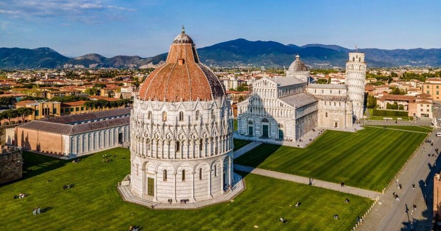 Pisa: Tower and Miracle Square with Skip-Line & Audio Guide - Using the phone audio guide app smoothly
