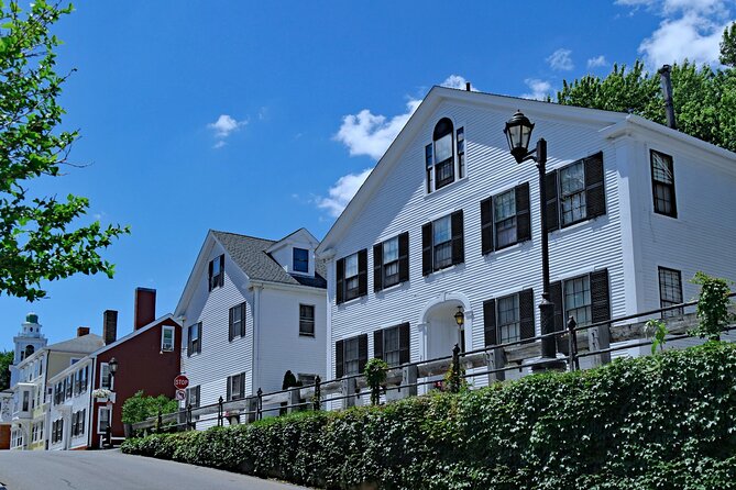 Plymouth Pilgrims Self-Guided Walking Audio Tour - Long Beach Rock and Ending at Plimoth Patuxet Museums