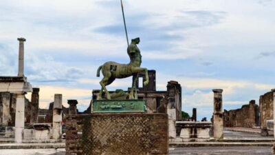 Pompeii: Pre-reserved ticket with audio guide - Your 1-hour plan inside Pompeii (so you don’t feel rushed)