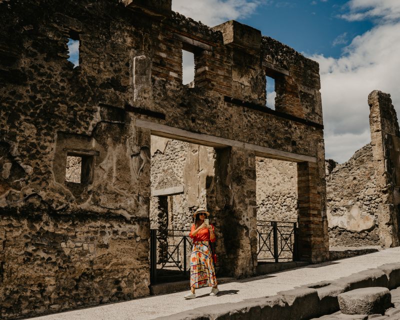 Pompeii: Skip-the-Line Entry Ticket with Digital Guide App - Your smartphone becomes the guide: the app’s biggest upside
