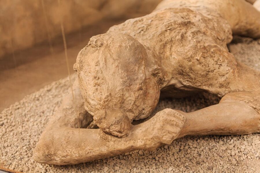 Pompeii: Skip-the-Line Ticket with Audio Guide and Map - Entering Pompeii: where to meet and how to start smoothly