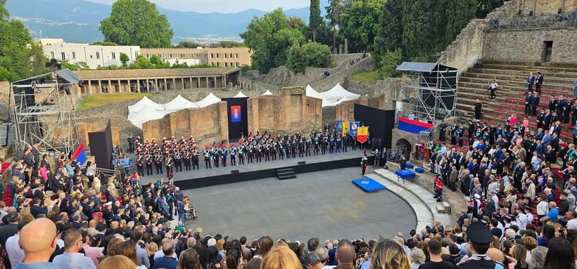 Pompeii, skip-the-line ticket with smartphone audio guide on App - The Forum and Civic Pompeii: Where the City Talks Back