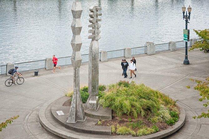 Portland (Along the Waterfront) Scavenger Hunt & Self-Guided Tour - Stop 1: Moda Center to Kick Things Off