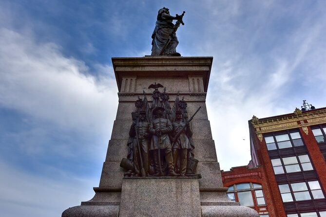 Portland Maine Self-Guided Driving & Walking Audio Tour Bundle - Portland in Your Ear: How the Drive-and-Walk Format Feels