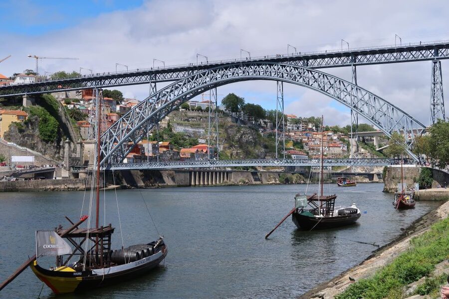 Porto: Self-Guided Bike and Boat Tour with Port Wine Tasting - Should you book Porto: Self-Guided Bike and Boat Tour with Port Wine Tasting?