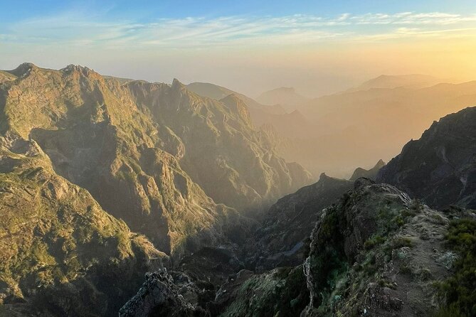 PR1 Sunrise Pico do Arieiro Self-Guided Hiking Transfer - What to pack: cold altitude, wind, and wet trail time