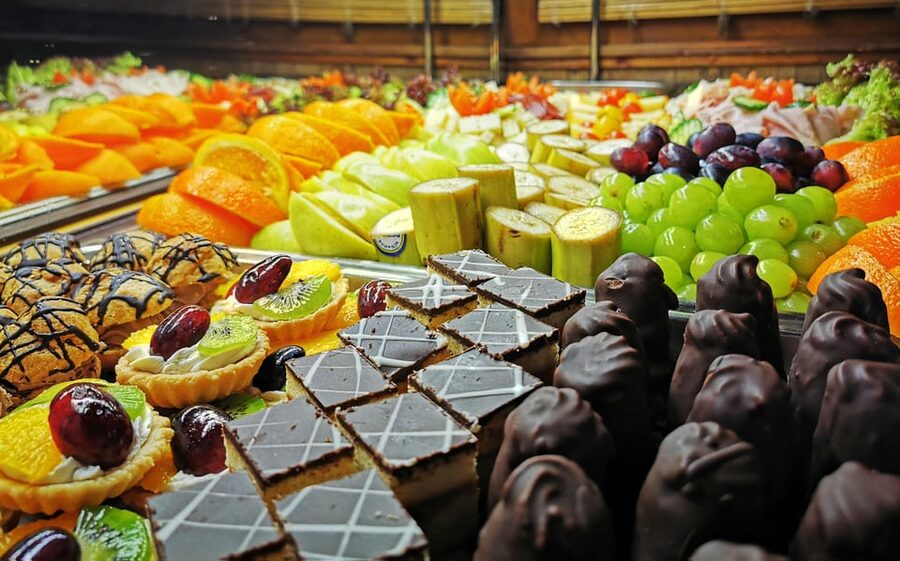 Prague: 1-hour Cruise with Audio Guide - Who this cruise is best for (and who should skip it)