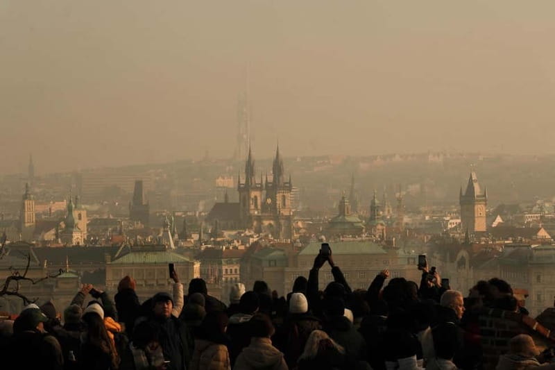 Prague Castle Ticket & Audioguide with Pick-up in GPG Office - Practical rules, comfort tips, and small things that matter