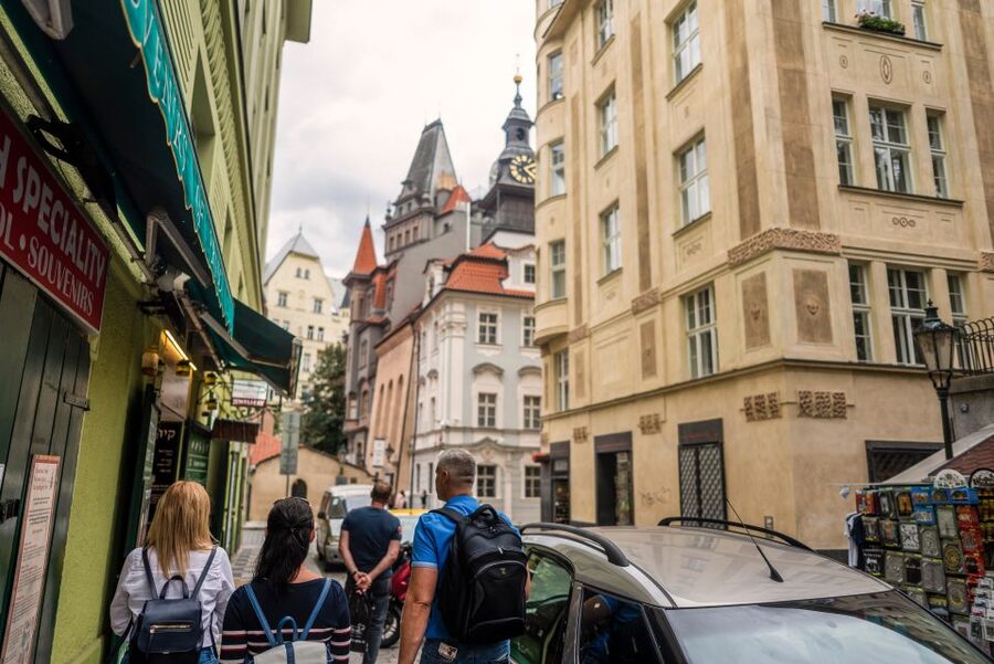 Prague: Jewish Quarter Ticket with optional Audio Guide - Robert Guttmann Gallery: temporary exhibitions that add variety
