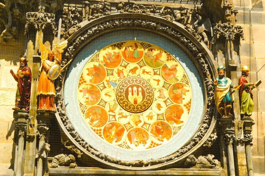 Prague: Old Town Square and Astronomical Clock Audio Guide - What Day-of Feels Like: Timing, Pace, and the Crowd Reality