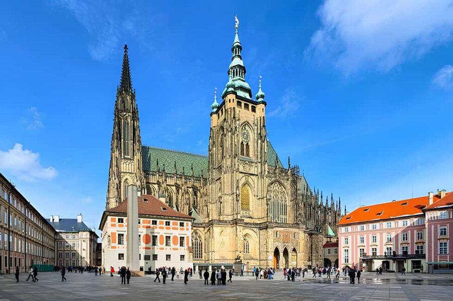 Prague: Prague Castle Skip-the-Line Ticket with Audioguide - Price check: why $21 can make sense here