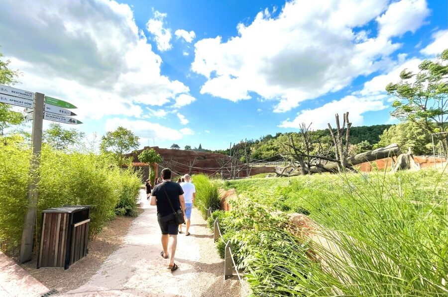 Prague: Prague Zoo Audio Guide with E-Ticket - Start Smart: where the audio tour begins