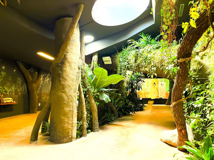 Prague: Prague Zoo Audio Guide with E-Ticket - What the zoo experience feels like day-to-day