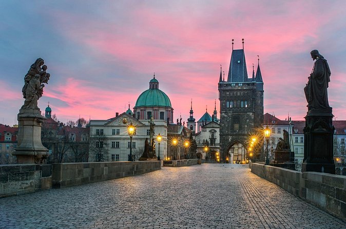 Prague Scavenger Hunt and Highlights Self Guided Audio Tour - Who this Prague hunt suits best