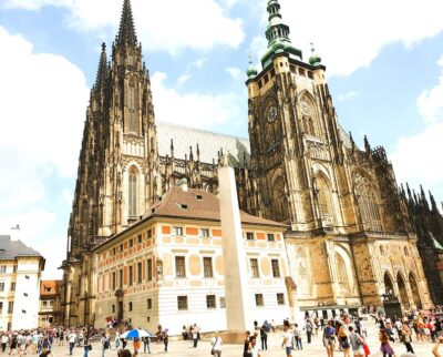 Prague: Skip-the-line Castle Ticket and Optional AudioGuide - St. Vitus Cathedral and Old Royal Palace: your first wow factor