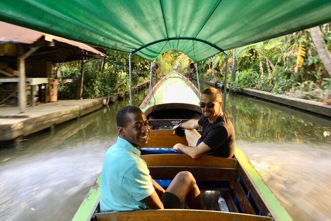 Private 'Breeze & Pleased’ Canal Boat Ride - 2hrs (self-guided) - Temple Fish Feeding: The Moment the Water Gets Busy