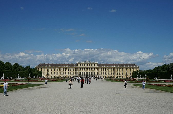 Private Half Day Versailles with Audio Guide Tour from Paris - The audio guide setup: strong for self-pacing, weaker for deep context