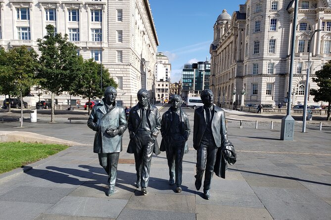 Private Liverpool Self-Guided Tour - Williamson Square: theatre heritage and St John’s Beacon