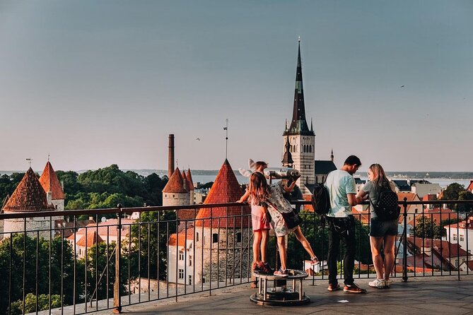 Private Self-Guided Audio Walking Tour in Tallinn Old Town - Getting started at Raekoja plats with Navicup