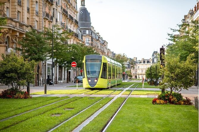 Reims Scavenger Hunt and Highlights Self Guided Audio Tour - The small risks: tech issues and clarity gaps