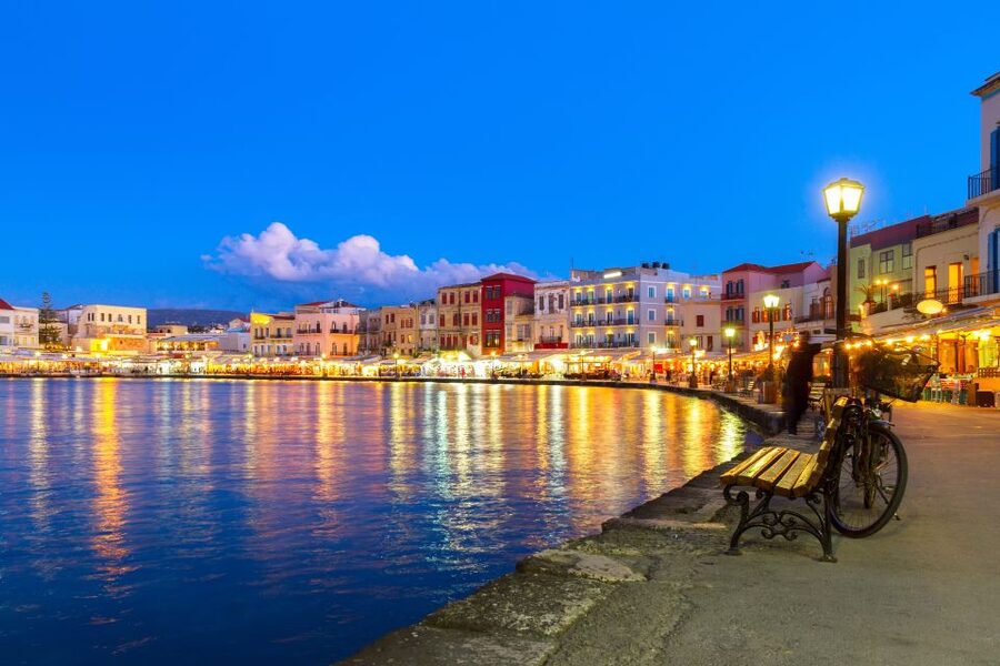 Rethymno: Full or Half-Day Trip to Chania with Audio Guide - Entering Chania: How the Old Town Walk Gets Set Up