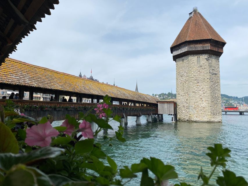 Revealing Lucerne: Self-Guided Reading City Tour - Fritschi Fountain and Fritschi House: when local legends show up in stone