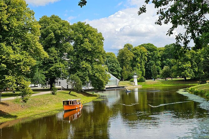 Riga Canal and Daugava Boat Tour with Welcome Drink & Audio Guide - Meet at Andrejosta Marina (and Why That Matters)