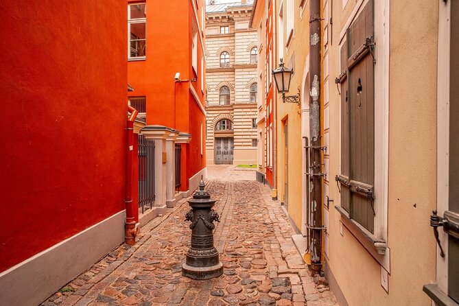 Riga Scavenger Hunt and Highlights Self Guided Audio Tour - A Self-Guided Hunt You Can Start at Any Hour