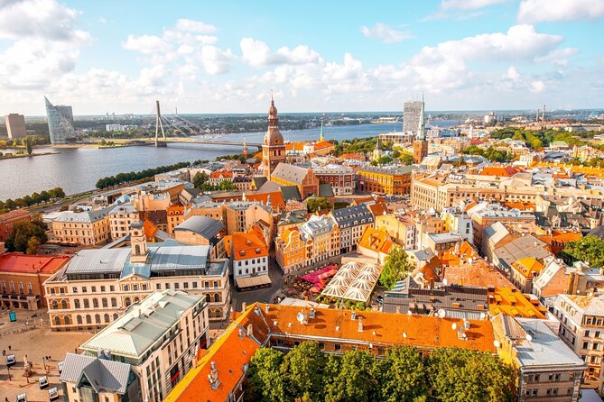 Riga Scavenger Hunt and Highlights Self Guided Audio Tour - Riga in 11 Stops: What You See and Why It Matters