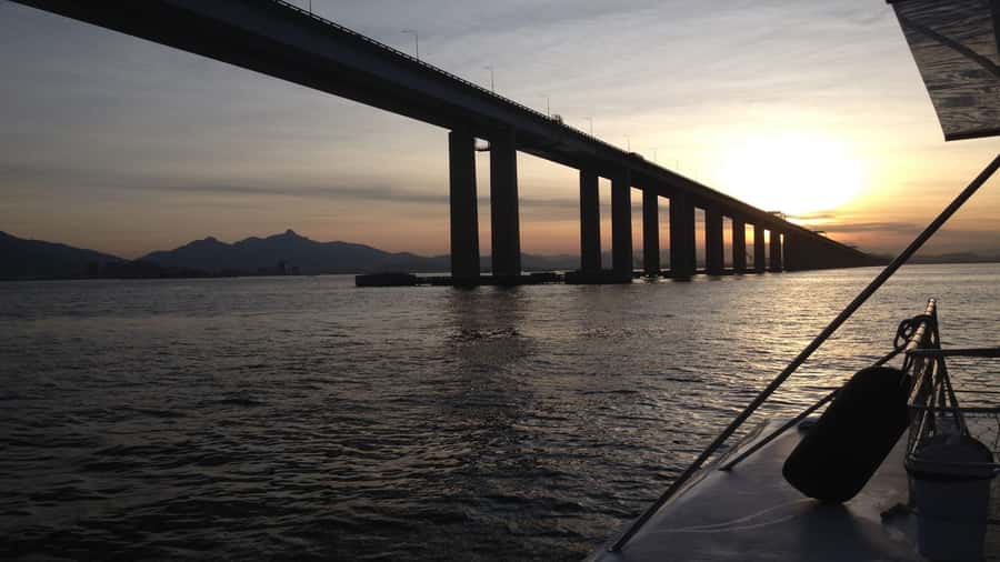 Rio: Guanabara Bay Boat Tour - Fortresses and beaches: Adão and Eva, plus the São Cruz–São João wall