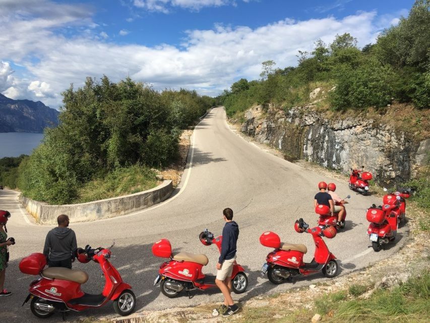 Riva del Garda: Lake Garda self-guided Vespa tour - DGtalguide navigation: self-guided, but not directionless