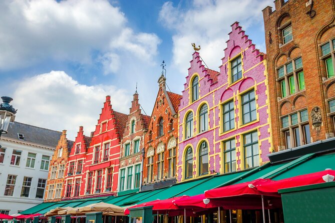 Romantic Bruges: Love Between the Canals Exploration Game - Catedral de Sant Salvador and the Church of Our Lady: history you can read with your feet