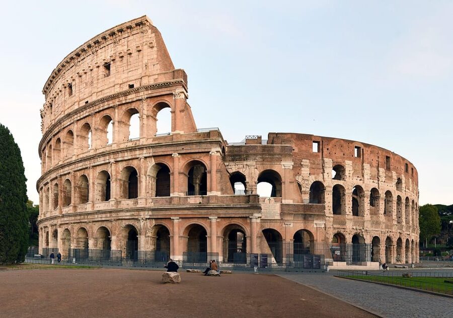 Rome: Audio guide of the Colosseum - Language Choice and Getting Your File in Time