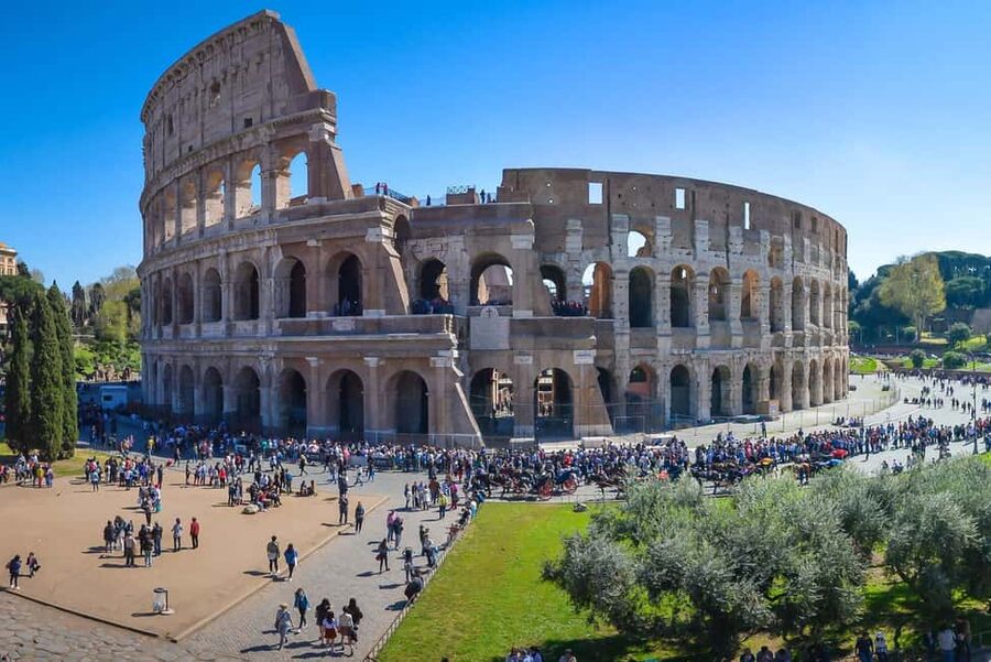Rome: Colosseum Express Entry with Audio Guide App - Entering the Colosseum: Fast Access, Real Atmosphere