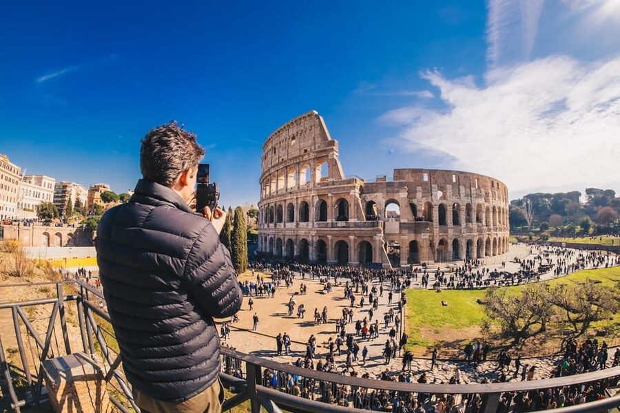 Rome: Colosseum & Forum Experience with Free Audio Guide App - Key highlights