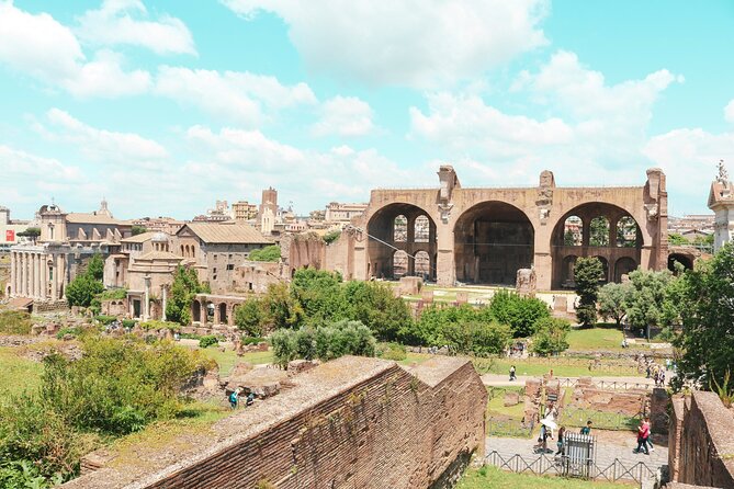 Rome: Colosseum, Roman Forum, Palatine Hill With Free Audio Guide - Colosseum walkthrough tips: seeing more without feeling rushed