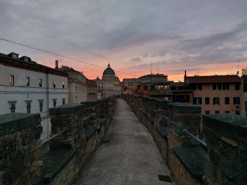 Rome: Evening Tour of Passetto di Borgo and Audio Guide App - Evening Access to Passetto di Borgo: Why Night Changes the Feel